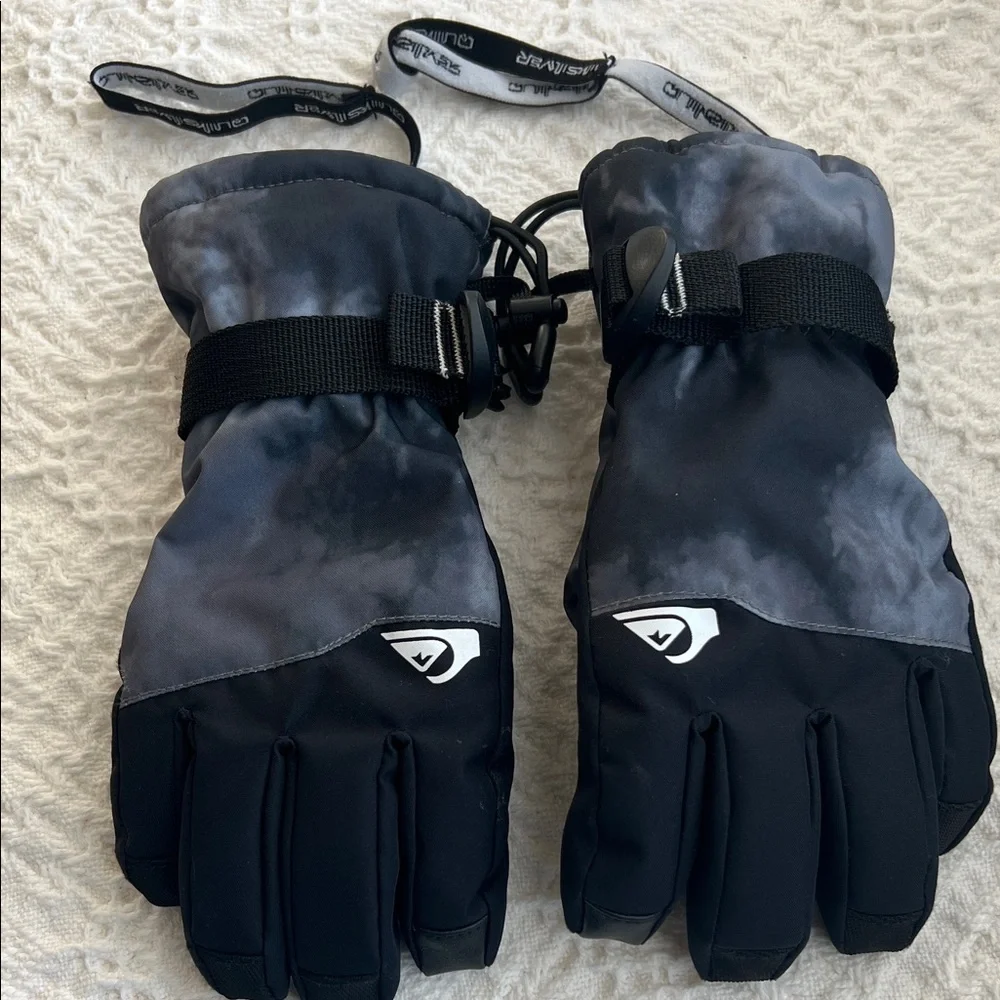 Quiksilver Kids Charcoal and Black Ski/Winter Gloves